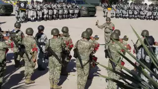 El evento contó con la presencia de efectivos de la Sedena, la Guardia Nacional, entre otros mandos
