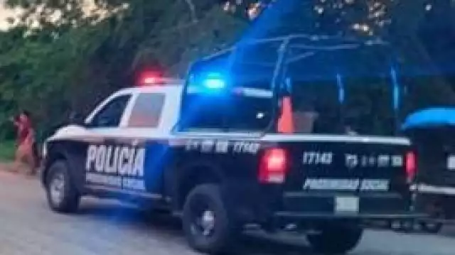 Oficiales pidieron al conductor que mostrará la factura de compra del producto.