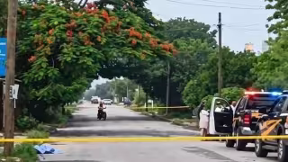 Hombre de 83 años pierde la vida tras caer mientras caminaba en el poniente de Mérida