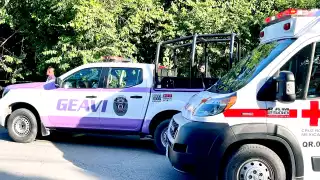 El menor de 12 años luego de dar aviso, llegaron autoridades y socorristas que los trasladaron al IMSS