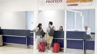 Los afectados aseguraron que el viaje era redondo en la misma empresa. En la terminal de Santa Lucía presentaron el documento digital;