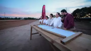 Impulsan la rehabilitación de la cancha de futbol en Ticopó, Acanceh