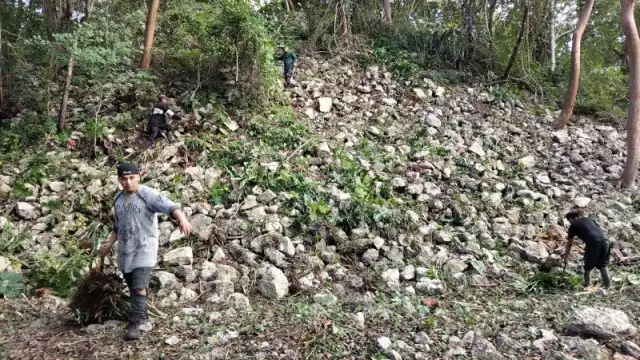 Descubren nueva estructura palaciega en la zona arqueológica de X´baatún