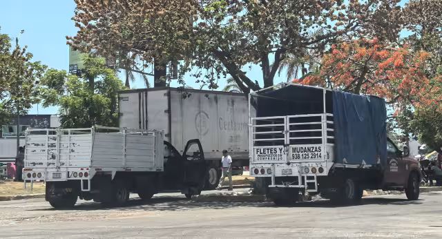 PEMEX, el pretexto: transportistas en Carmen llevan seis meses sin cobrar
