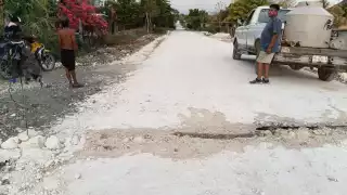 Colocan topes en ejido de Escárcega por exceso de velocidad de motociclistas   