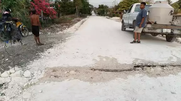 Los topes buscan proteger principalmente a peatones y estudiantes.