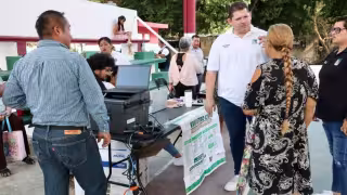 Asistentes del asentamiento Zetina Gasca señalaron que la alta participación reflejó que no tienen acceso continuo a apoyos alimentarios, ni atención de mascotas