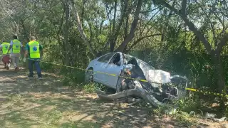 Muere conductor en fatal accidente en la carretera Escárcega-Chetumal: 