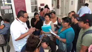 IVEY atiende a personas desalojadas de un terreno de invasión al Sur de Mérida