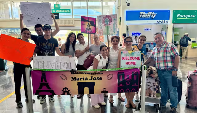 La joven cursó un semestre de Universidad en Francia