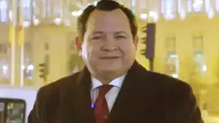 Gobernador Díaz Mena viajó a España para construir alianzas.