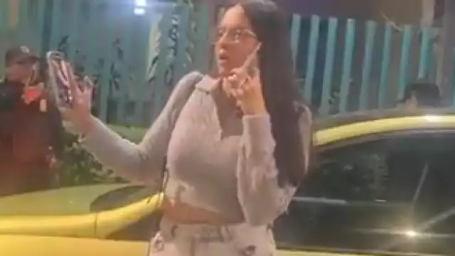 En redes sociales comenzaron a identificar a la mujer como Lady Cerda.