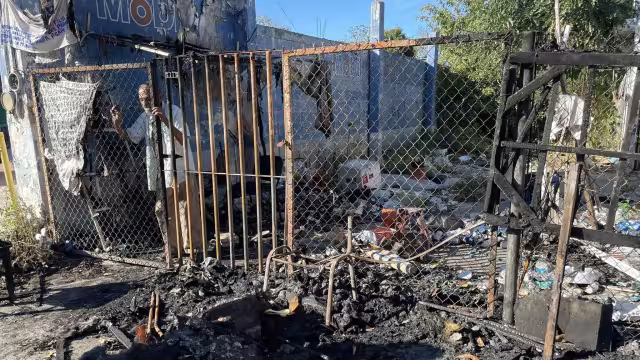El abuelito ahora se ha quedado sin su pequeña vivienda