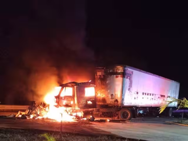 Impacto Vehicular Involucra a Personal de la SEDENA en Estado de Ebrieda