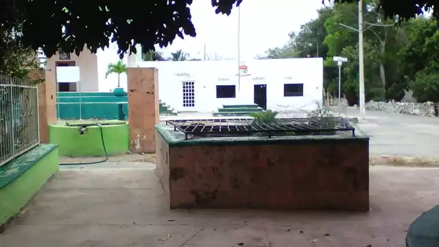 El cenote se ubica en el corazón de la comunidad