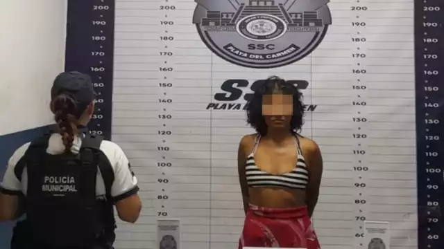 La detenida fue identificada como Odalys “N”, de 25 años y originaria de la Ciudad de México