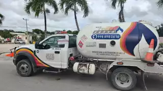 La pipa de la empresa Gas Tomza fue clausurada por las autoridades.