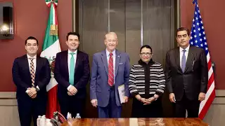 Johnson se reunió con Rosa Isacela el pasado 31 de mayo para discutir temas de interés para los dos gobiernos