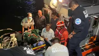 Marina realiza dos traslados