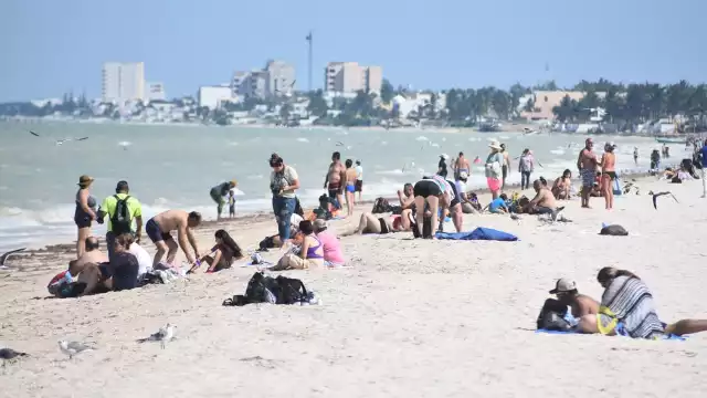 El barco Disney Magic llega al puerto de Progreso con un total de 2 mil 571 visitantes