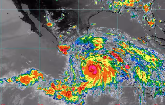 Erick evolucionó a categoría 3 en la escala Saffir-Simpson.