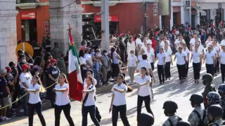Convocan a escuelas para participar en el Desfile Cívico Militar del 16 de septiembre en Mérida