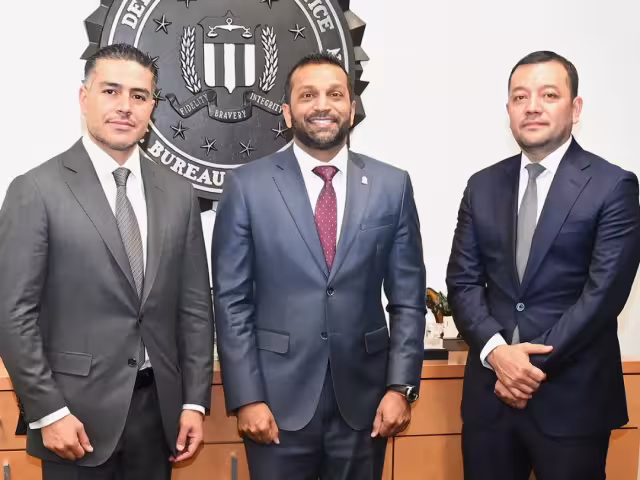 Harfuch se reunió con el nuevo Director del FBI en Washington, D.C.