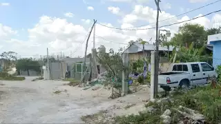 Para practicar beisbol y futbol se utilizan predios particulares de manera temporal, para juegos de barrio, por lo que no existen tampoco ligas municipales