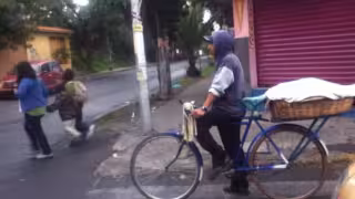 Sonido de "El panadero con el pan" se hace viral en Estados Unidos