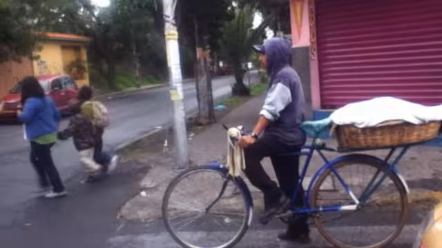 Sonido de "El panadero con el pan" se hace viral en Estados Unidos