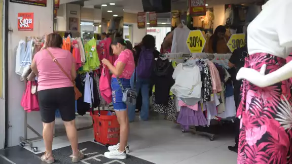 La fiesta católica del día 6 y las rebajas impulsan las ventas para subir la cuesta de enero