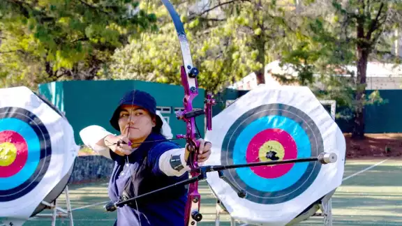 La arquera tendrá que acatar los lineamientos de Conade