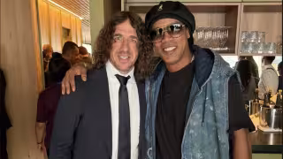Pujol y Dinho en la inauguración del mundial