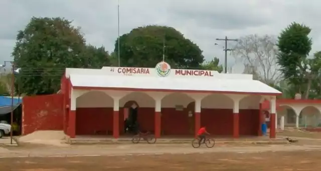 Tikuch alza la voz contra prestamistas que intimidan a familias