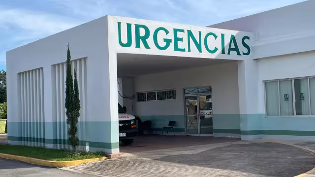 Un hombre de unos 30 años recibió una descarga eléctrica cerca de Dzibalchén y falleció en la ambulancia durante su traslado