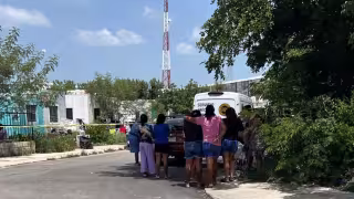 La rápida movilización policial no logra evitar la muerte de una pequeña en su vivienda