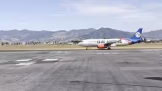 El avión donde viajaba el equipo