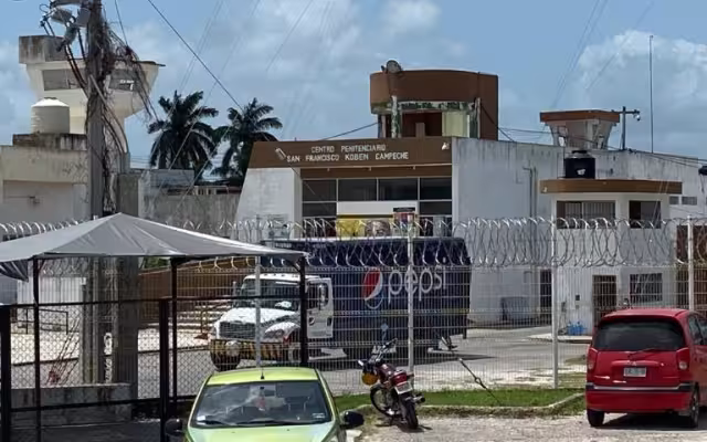 Cuatro personas detenidas con droga, armas y dinero en Campeche fueron liberadas tras cinco días en el CERESO de San Francisco Koben.