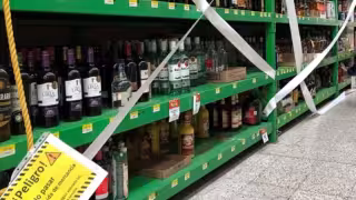 Riesgo por alcohol adulterado enciende vigilancia sanitaria