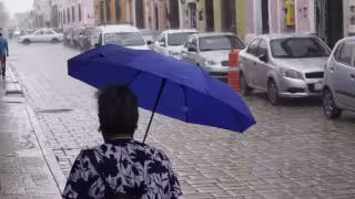 Se esperan lluvias intermitentes y repentinas provocadas por canales de baja presión en la región.