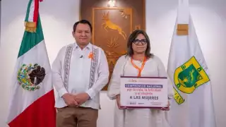 Joaquín Díaz Mena refrenda ante Claudia Sheinbaum su compromiso de apoyar a las mujeres yucatecas