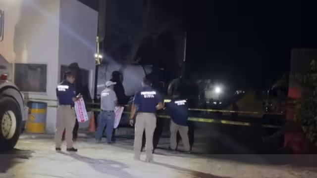 Casas cercanas al incidente se vieron afectadas por el cemento que salió proyectado