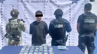 Kevin “N” detenido en Tulum con 28 envoltorios de marihuana.
