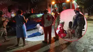 Paramédicos y elementos acudieron al sitio tras recibir el reporte de lo sucedido