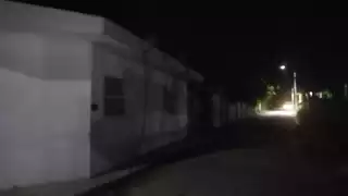  Calle Allende en Sabancuy lleva meses a oscuras   