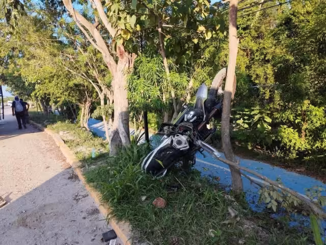 Dos motociclistas se accidentan en distintos puntos de Playa del Carmen