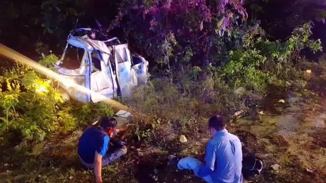 Los pasajeros y conductor del mototaxi fueron llevados a recibir atención médica