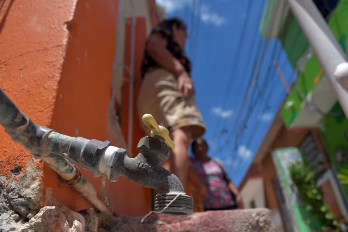 Fallas eléctricas dejan sin agua a colonias de la capital de Campeche ...