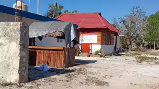 Aseguran tres locales en Kantunilkín señalados como presuntos puntos de venta de droga