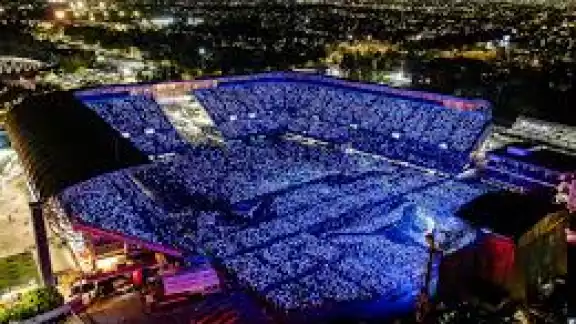 El estadio GNP con concierto en vivo